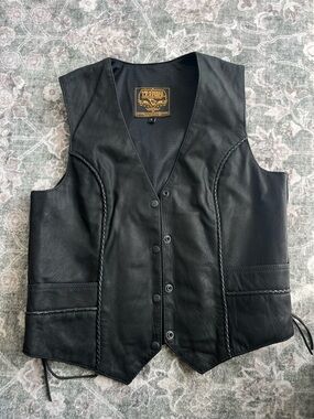 Milwaukee Leather Womens black motorcycle vest